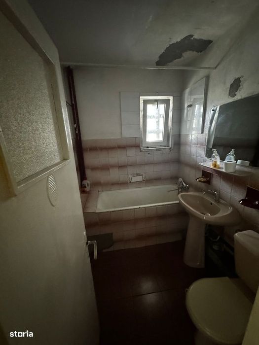 3 Camere - Podu Roș