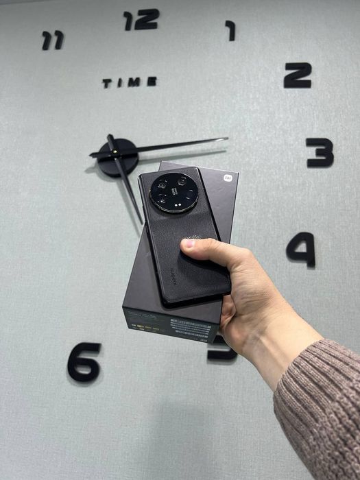 Xiaomi Mi 13 Ultra 12/256 Gb