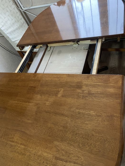 Мебель для гостиной стол