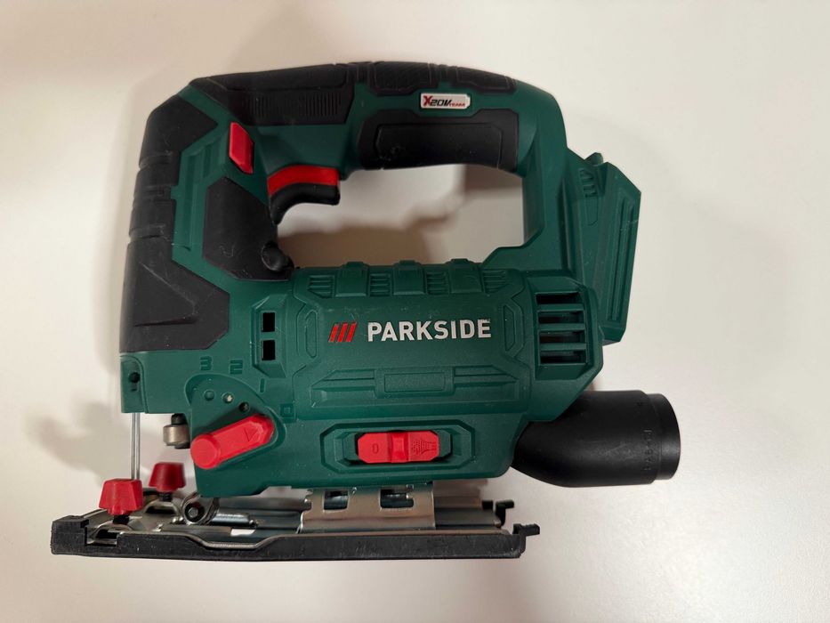 Fierastrau pendular parkside 20v fara acumulator