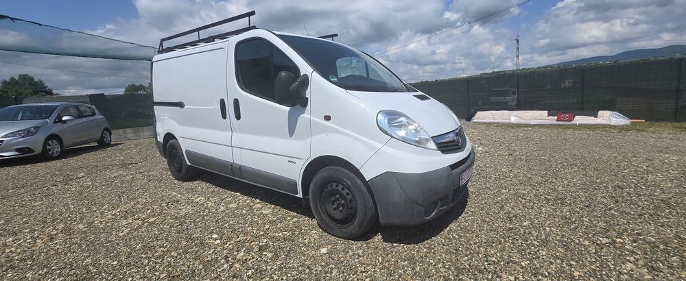 Opel Vivaro  2013
