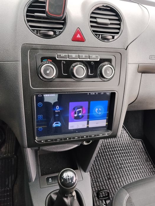 Vând Volkswagen Caddy