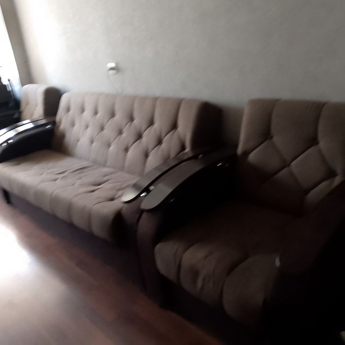 Продается диван и 2кресла