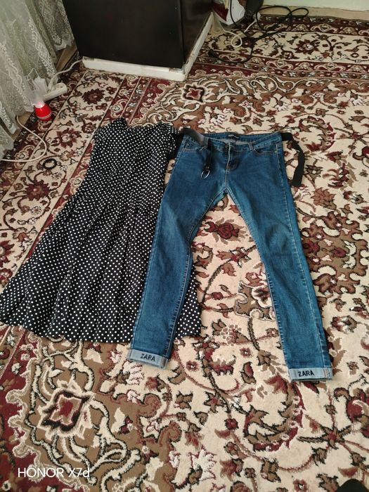 Одежда разные, женские отдам даром все чистые, пачти новые некоторые,