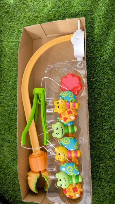 Музикална играчка за легло