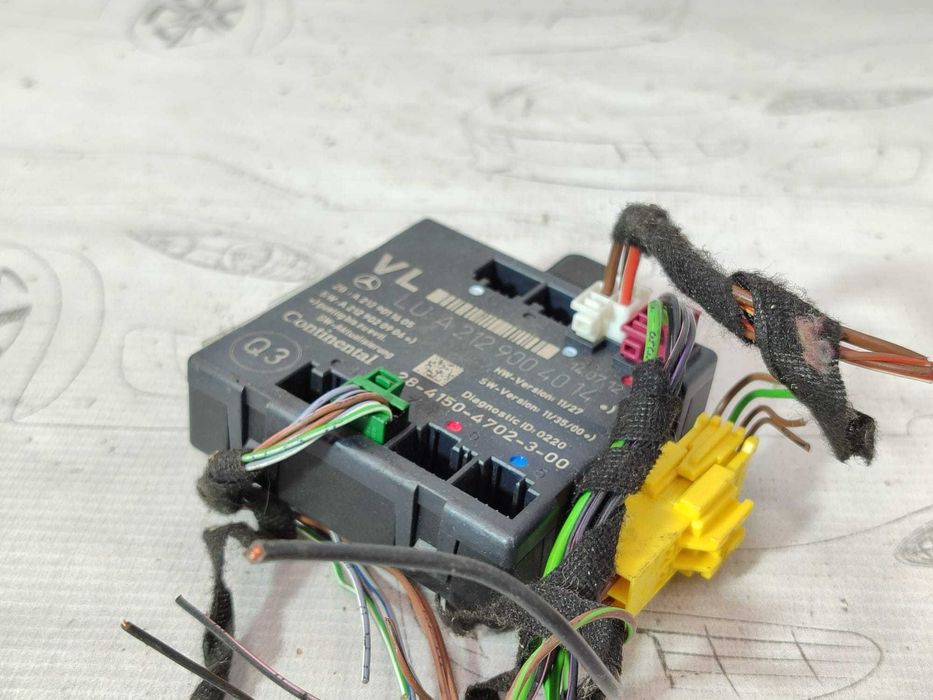 Calculator ușă față stânga Mercedes-Benz E-Class W212 / C-Class W204 / CLS C218 COD: A2129004014 2013 / [2007-2016] / (5G3)