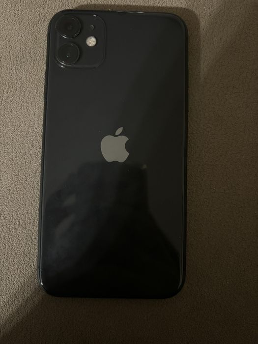 Iphone 11 64GB отлично състояние