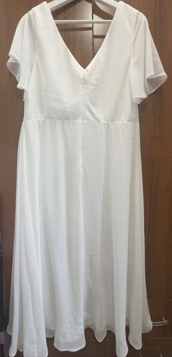 Бяла елегантна рокля за сватба, годеж или бременност, булчинска