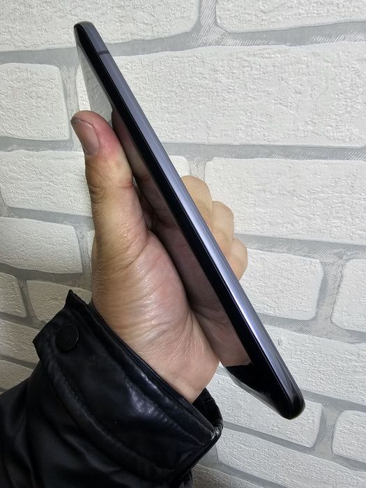 Samsung A 90 6/128Gb ideal sastayana