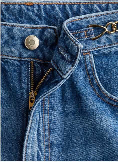 Джинсы женские H&M с цепочками на поясе