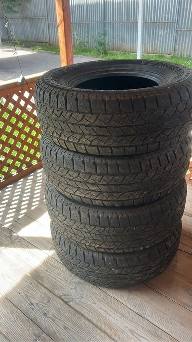 Продам б/у шины лето 275/70/16