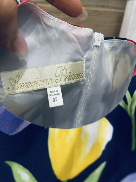 Два красивых платья для девочек