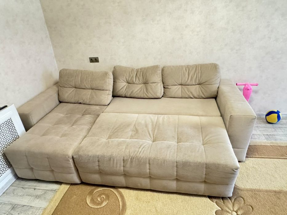 Продам шикарный диван