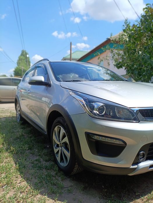 Продам Киа Рио X-Lain