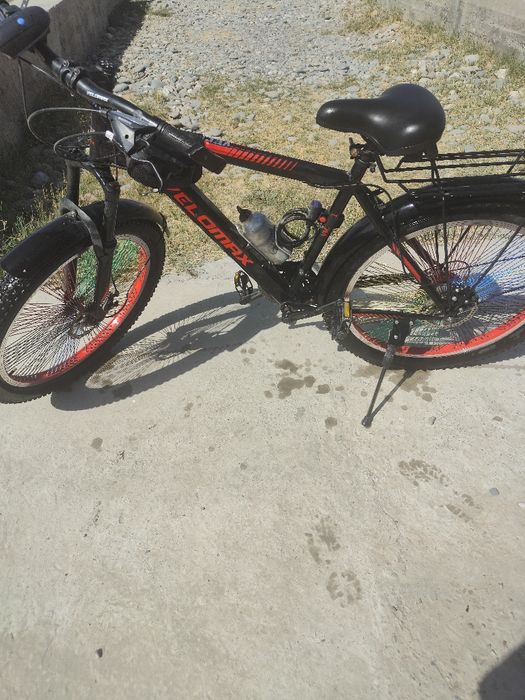 ZUR VELOSIPED 26 .vihjuniugnhuyfbiucg5ub kgbjiijnkdjdjrndnidjdjdndjdjd