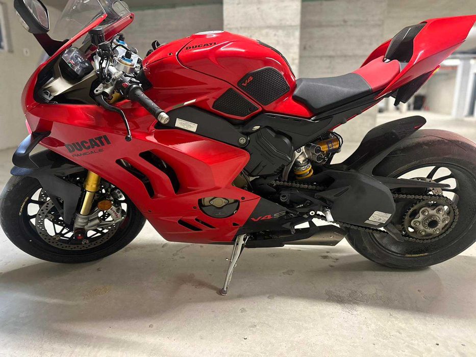 Мотор DUCATI Panigale V4S, 2024 г