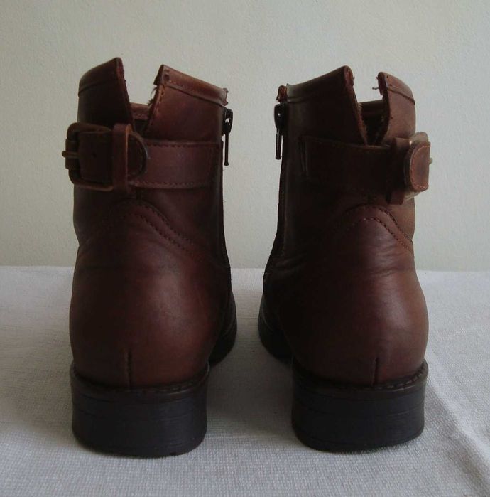 Botine  RAXELA, din piele naturala, 38.