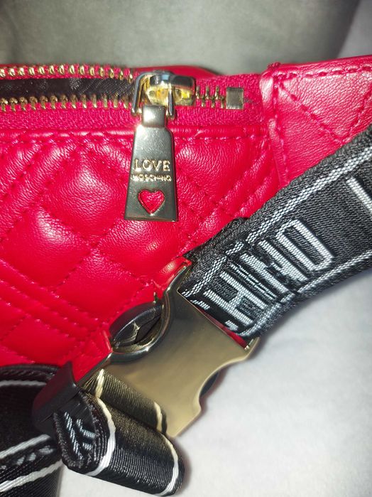 Чанта Love Moschino