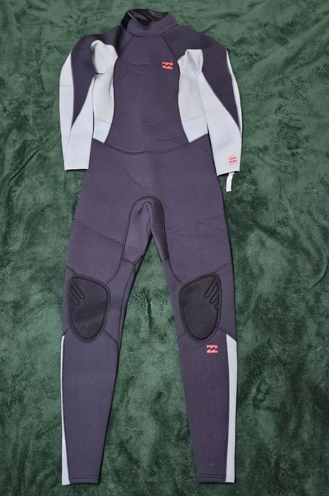 Costum de neopren - pentru înot