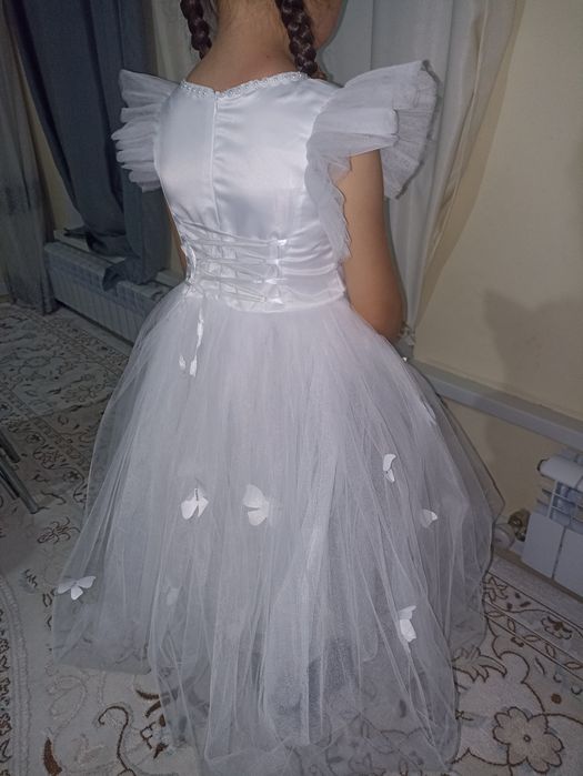 Белое платье для девочек