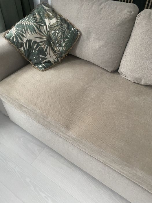 Canapea in stare foarte buna