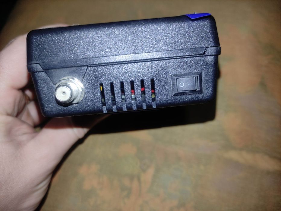 Прибор для настройки спутниковых антенн.