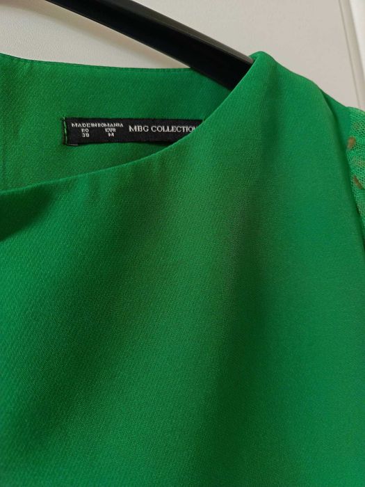 Rochie verde cu mâneci deosebite M/L