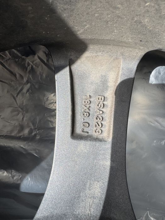 Диски 4 шт. R18 5/120 ET45.