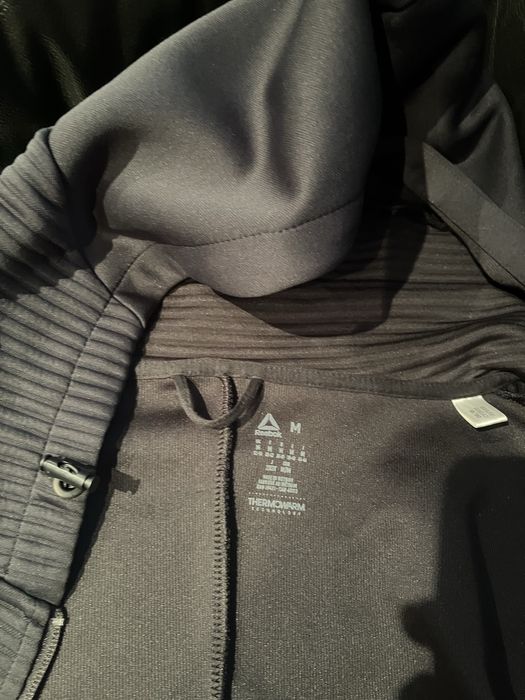 Елегантно яке на Bobo Zander, палто на Desigual, две якета и грейка