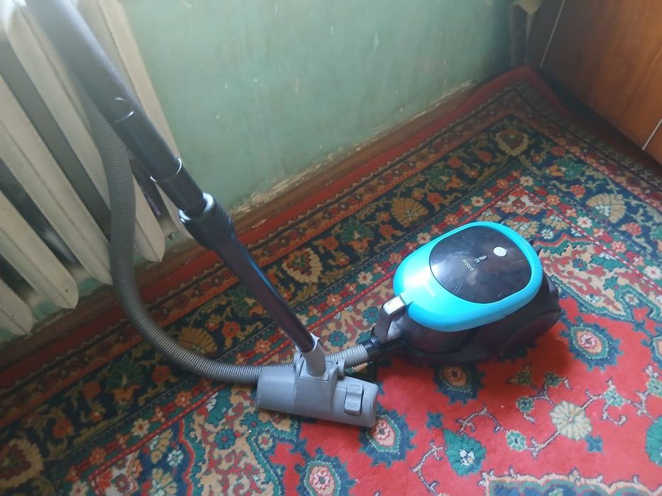 Пылесос Samsung 2000