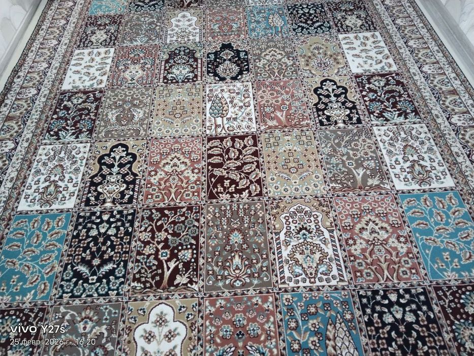 Gilam sotiladi ZARAFSHON shaharda