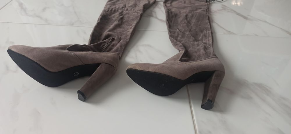 Ниски обувки + подарък чизми