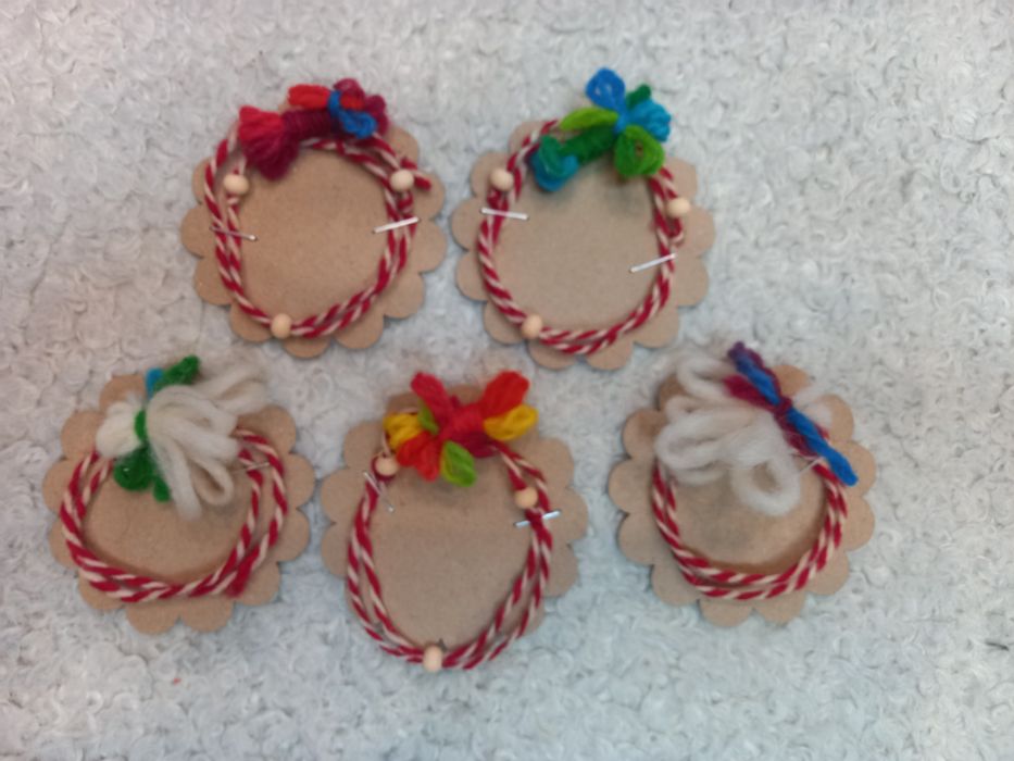 Мартеници от вълна 50 цента