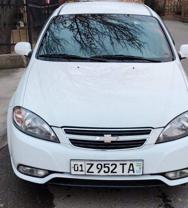 Продаю не срочно автомобиль Лачетти в хорошем состоянии