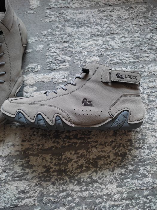 Продаётся женская обувь