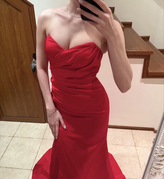 Cliche червена официална рокля