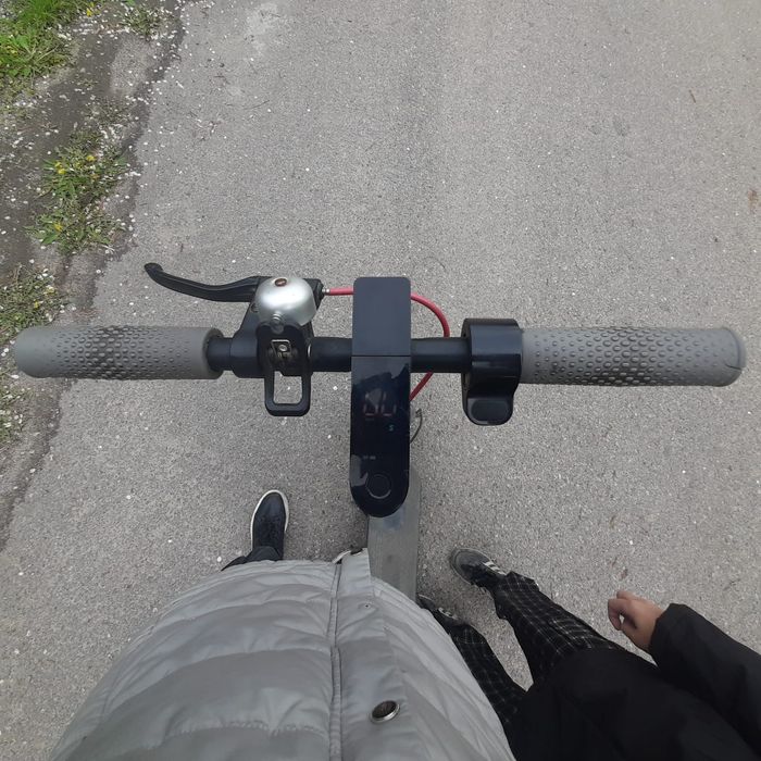 Элетро самакат прадам срочно