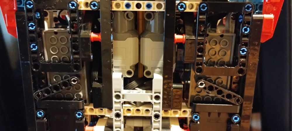 Lego 42077 modificat, power functions, 4x4.