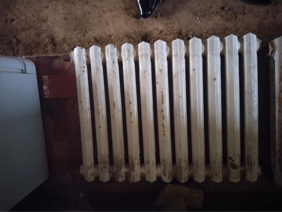 Чугунная батарея