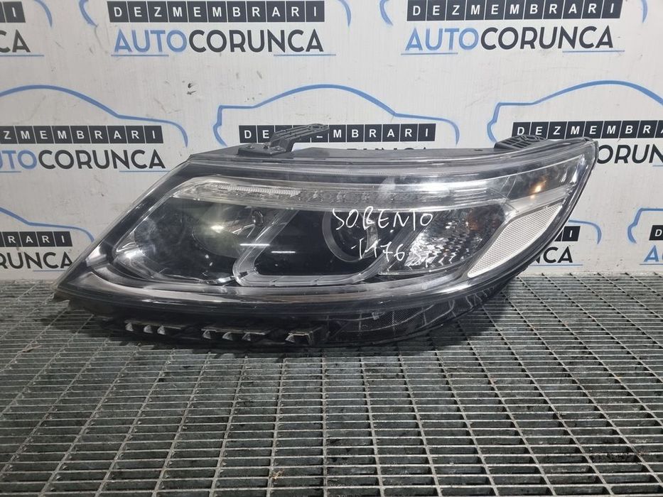 Far Stanga Kia Sorento II Facelift 2012 - 2014 SUV 4 Usi (1176) Cu lupă