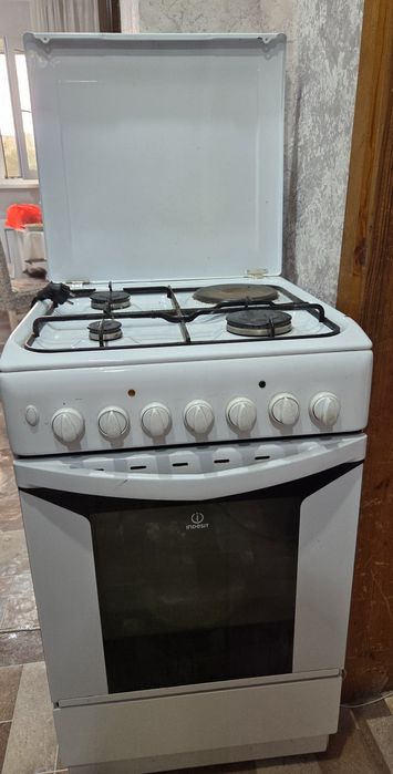 Газовая плита Indesit 40000тг