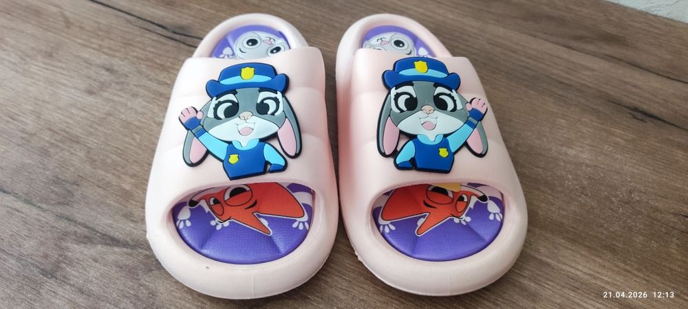 Шлёпки детские новые