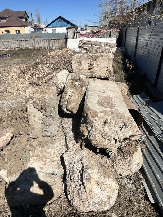 Каменные блоки под фундамент 13 шт