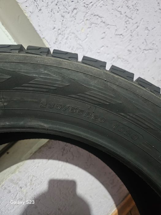 Продаю колёса (2 штуки)