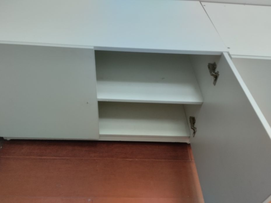 Шкафчики 4 шт. Для бутика.