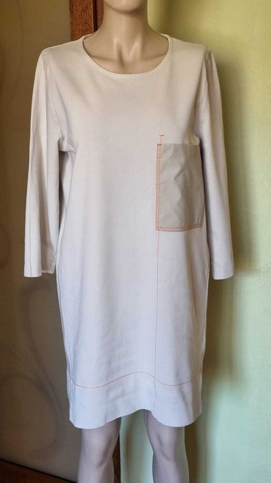 Rochie COS, bej nude, bumbac 96%, elastan 4%, marimea S (potrivit si M)