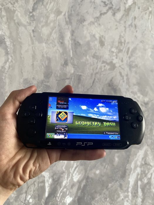PSP Приставка Продам