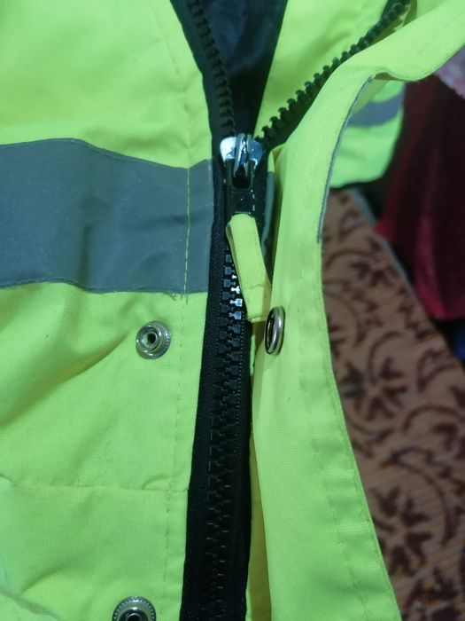 Geaca iarna reflectorizantă