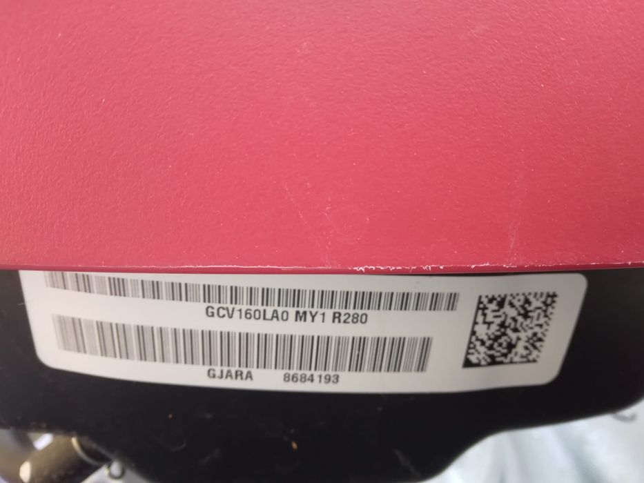 Masina de tuns iarba Honda HRR216K