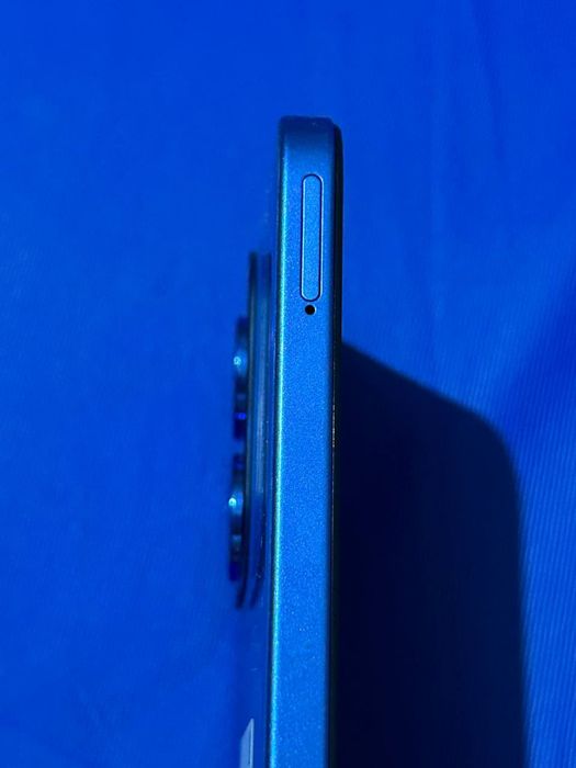 Продам телефон редми 15с